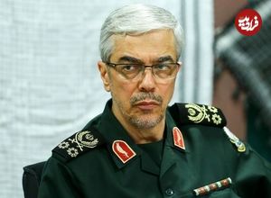 عکس؛ سفر در زمان؛ «سردار رادان، سرلشکر موسوی و سرلشکر باقری» در یک مراسم؛ سال 1402