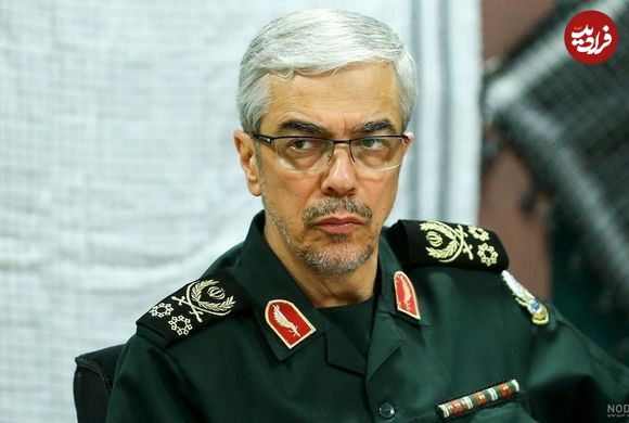 عکس؛ سفر در زمان؛ «سردار رادان، سرلشکر موسوی و سرلشکر باقری» در یک مراسم؛ سال 1402