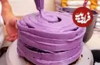 ببینید| غذای خیابانی در آمریکا؛ تهیه کیک لایه ای بنفش در نیویورک