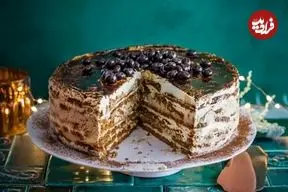 طرز تهیه کیک یخچالی موز و گردو در چند دقیقه