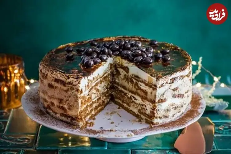 طرز تهیه کیک یخچالی موز و گردو در چند دقیقه