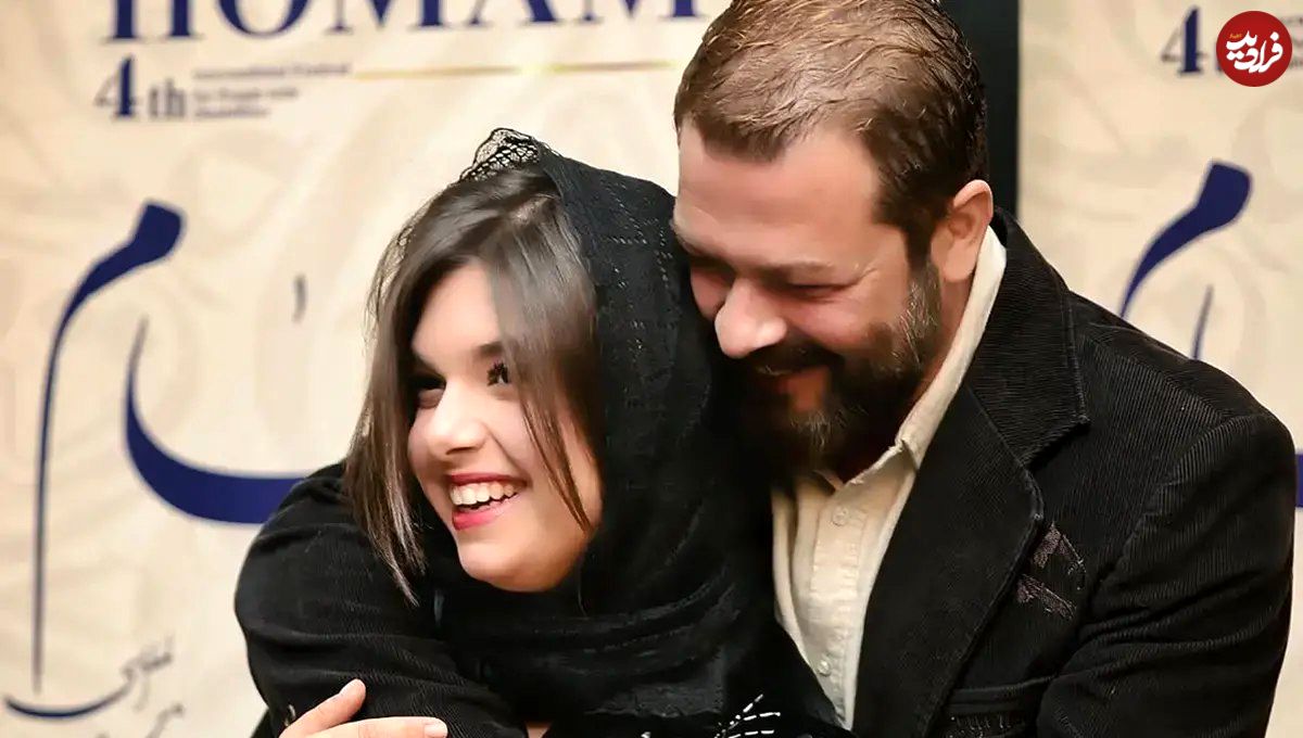 تصاویر؛ حضور «پژمان و نفس بازغی» در اختتامیه جشنواره همام؛ ست مشکی پدر و دختر