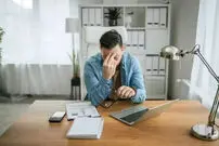 تن خسته، ذهن بیدار؛ چرا وقتی به استراحت نیاز داریم نمی‌توانیم بخوابیم؟