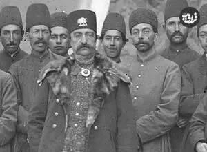 عکس| سفر زمان؛ «ناصرالدین‌ شاه» و همراهان و خدمتکاران پای آبشار شمیران