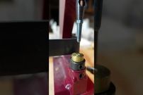 (ویدئو) کمربند چرم چگونه ساخته می شود؟