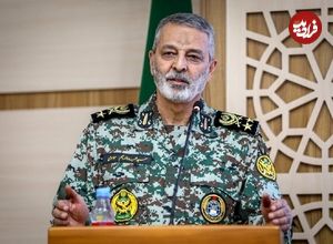 عکس؛ سفر در زمان؛ «سرلشکر موسوی جانشین سرلشکر باقری» در جبهه؛ دهه 60