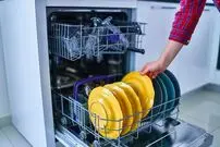 ( ویدیو) ماشین ظرفشویی چگونه ظرف‌ها را می‌شورد؟