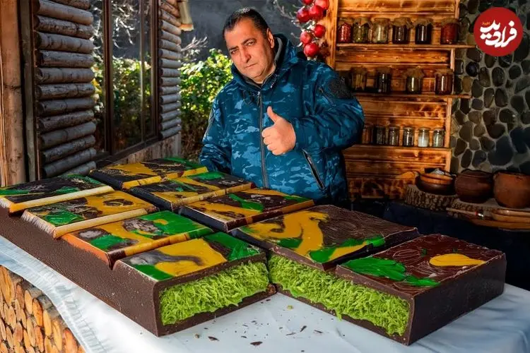 ببینید| غذای روستایی در آذربایجان؛ تهیه شکلات دبی غول پیکر در طبیعت