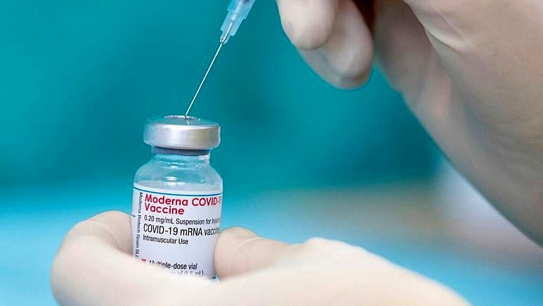 صدور مجوز اضطراری برای واکسن مدرنا
