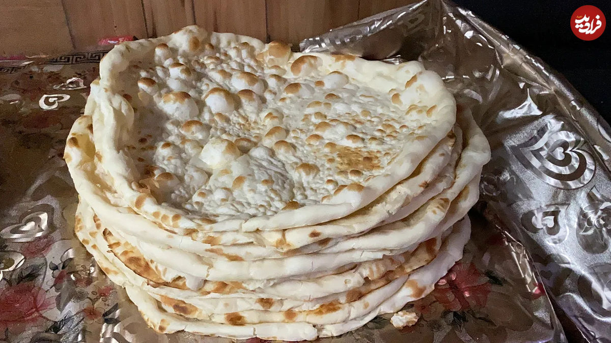 (ویدئو) طرز تهیه نان تنوری محلی به روش بانوی افغان