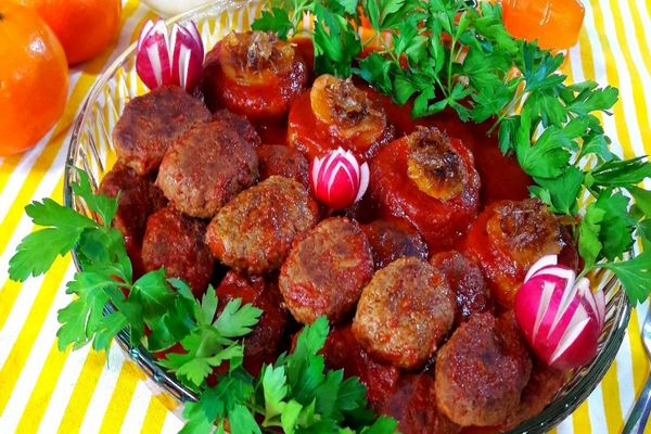 کباب تابه‌ای مرغ با سس آلبالو؛ طعم خاص و خوشمزه