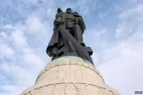 تجاوز در برلین!