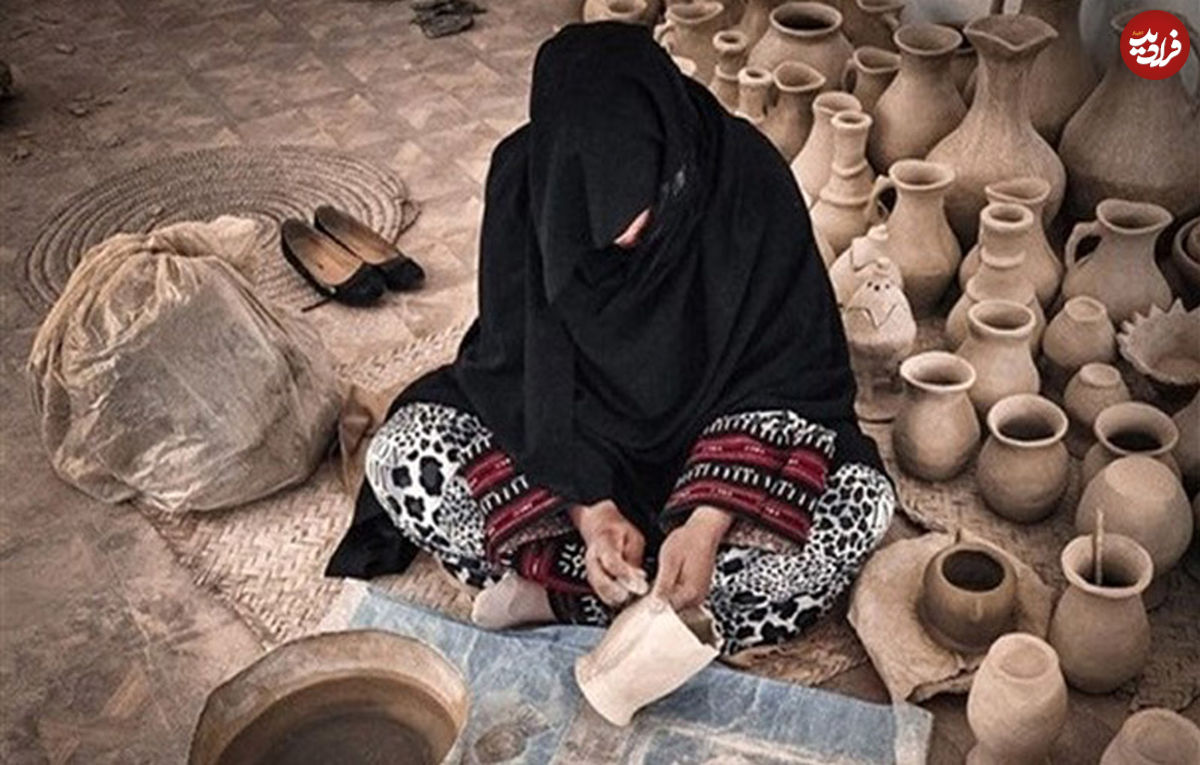 دستهای سرخ زینت خانم