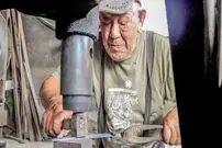 (ویدئو) نحوه ساخت چاقوی سنتی مشهور ژاپنی توسط یک پیرمرد 89 ساله اهل توکیو