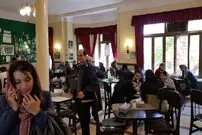 (عکس) تهران قدیم؛ نمایی منحصر به فرد از «کافه نادری» در دهه 30 و 40