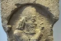 زوایایی پنهان از سنگ نگاره ساسانی پیدا شده در لندن