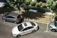 (ویدئو) سیستم جالب برای پارک دوبل راحت خودرو!