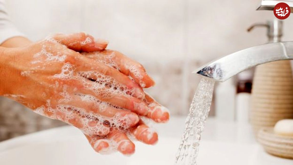 نشستن دستها، ابرمیکروب را در فضا پخش میکند
