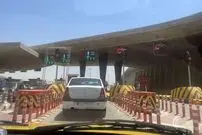 گیت‌های عوارضی آزادراه تهران - شمال و ساوه - سلفچگان برداشته شد
