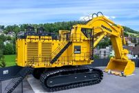 ببینید؛ یکی از بزرگترین بیل مکانیکی های جهان در ژاپن