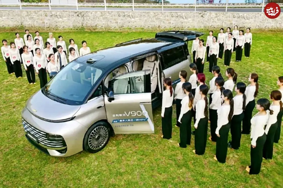 تصاویر؛ جیلی گلکسی V900 با جای دادن ۴۲ نفر، رکورد گینس را شکست!