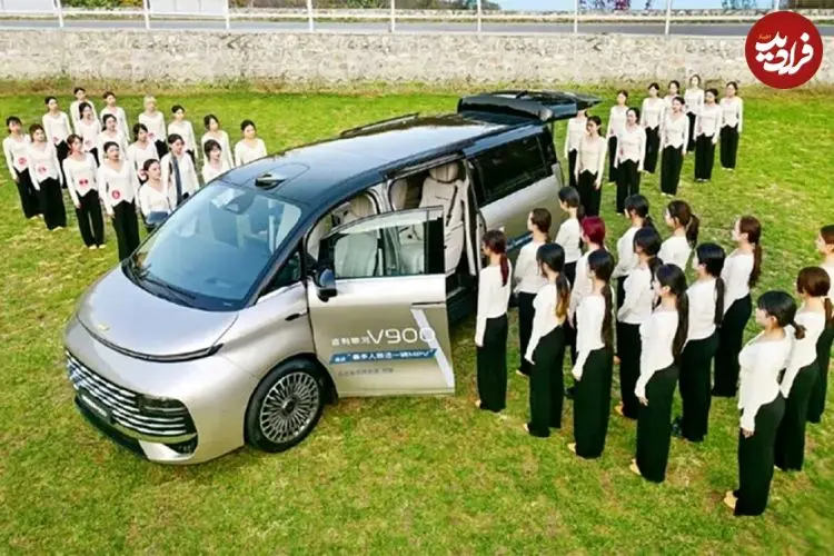 تصاویر؛ جیلی گلکسی V900 با جای دادن ۴۲ نفر، رکورد گینس را شکست!