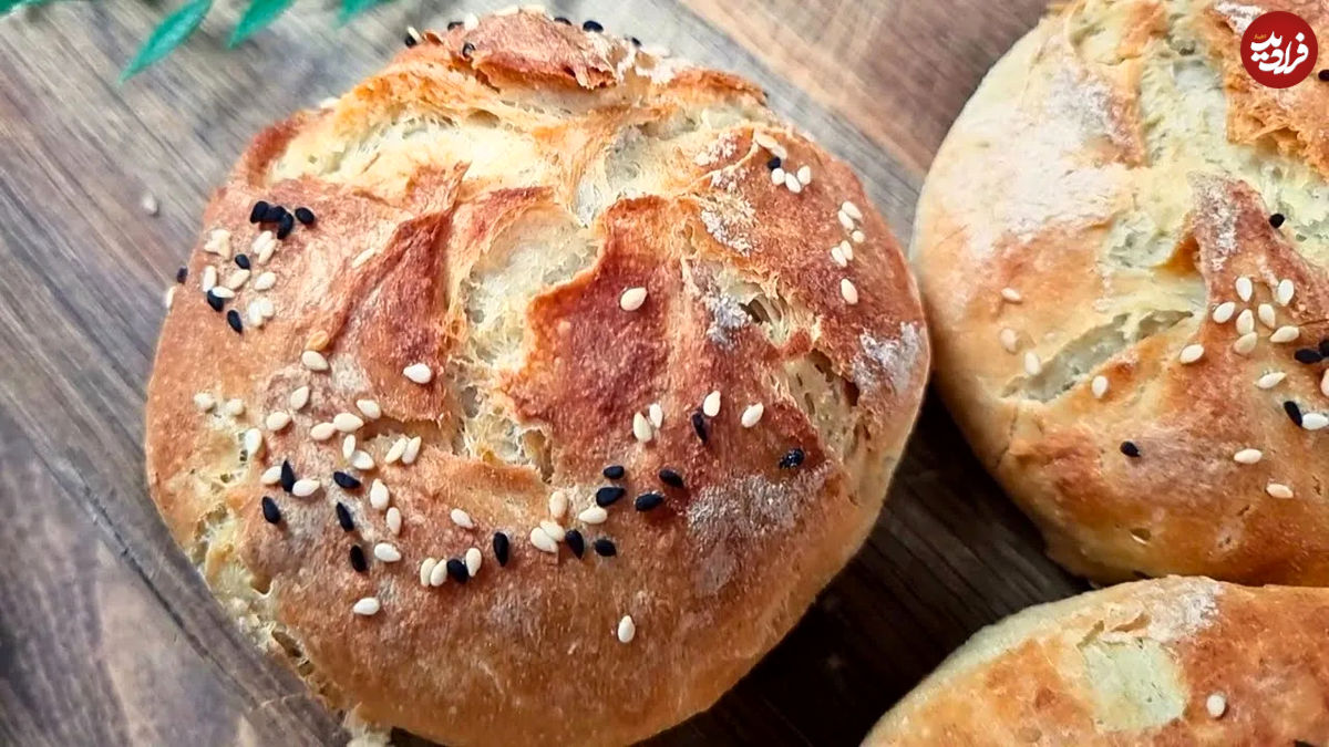 (ویدئو) طرز تهیه یک نان ساده و خوشمزه مثل آب خوردن در خانه