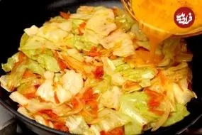 ببینید| با کلم و تخم مرغ این غذای جدید و ساده را درست کنید