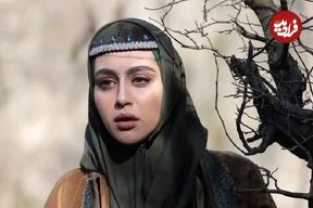 عکس؛ سفر زمان؛ چهرۀ متفاوت «گلنار» (سریال گیلدخت) در پشت صحنۀ یک فیلم؛ سال 1397