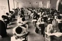 (عکس) حضور متفاوت دخترها در کنکور ۵۰ سال قبل؛ «هم چادری بودند هم مد روز»