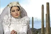 عکس| سفر زمان؛ «شیلا خداداد» 25 ساله در تخت جمشید؛ سال 83