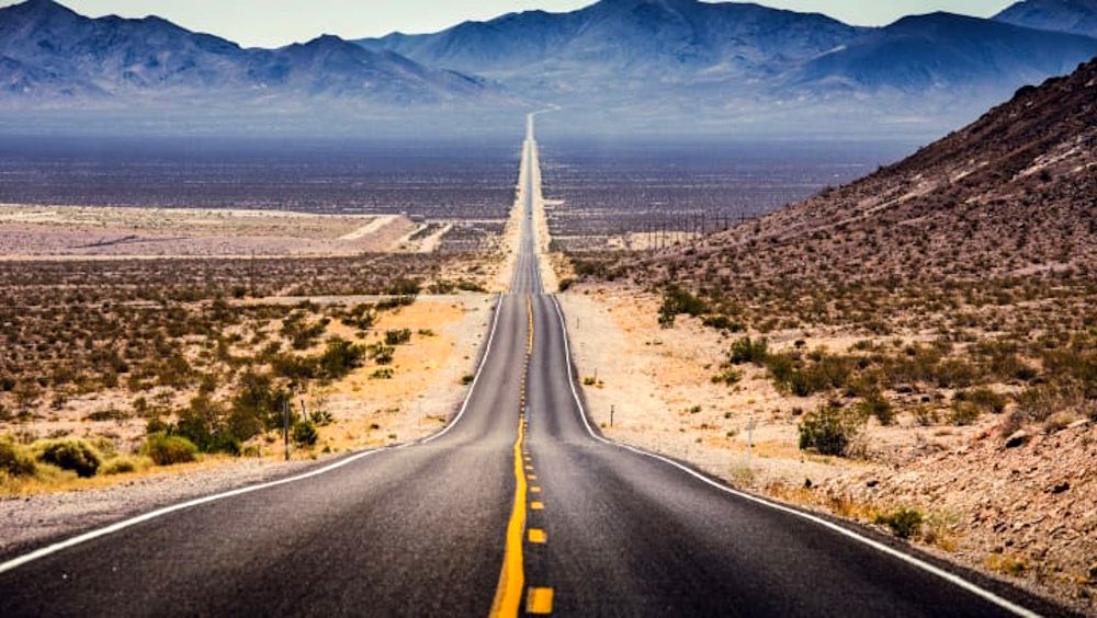 طولانی‌ ترین جاده جهان در کدام قاره قرار دارد؛ آمریکا، آسیا یا استرالیا؟