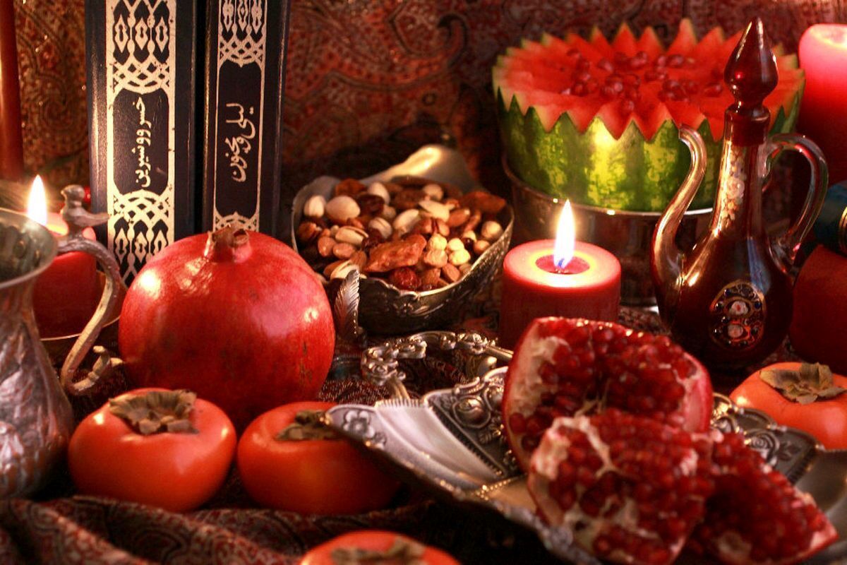 پیام‌های زیبا و عاشقانه شب یلدا، گزیده‌ای از ناب‌ترین اشعار فارسی 
