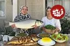 ببینید| غذای روستایی در ایران؛ پخت ماهی شکم پر با گردو و سبزیجات