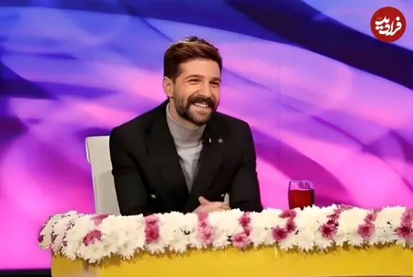 عکس| سفر در زمان؛ «حمید هیراد» به همراه پدر و مادرش و در حاشیه یکی از کنسرت هایش