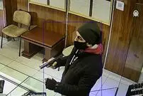 ببینید؛ لحظه‌ای که آبنبات یک کودک، سارق را از دزدی پشیمان کرد!