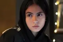 (ویدیو) اشک‌های سارا حاتمی با شنیدن آهنگ بهنام بانی برای اولین بار!