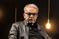 (عکس) «حمید لولایی» در مراسم ترحیم کیومرث ملک مطیعی؛ سال 1389