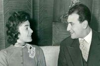 عکس؛ سفر در زمان؛ «شهناز پهلوی و دخترش مهناز» روی جلد مجله اطلاعات بانوان؛ آذر ۱۳۳۸ 