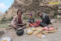 ببینید؛ غذای روستایی در نپال؛ کشت محصول و پخت غذا با نخود و لوبیا