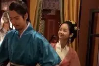 عکس| سفر زمان؛ عکس یادگاری «عمۀ هودونگ» با «جامیونگ و لاهی» در پشت‌صحنه «جومونگ 3»