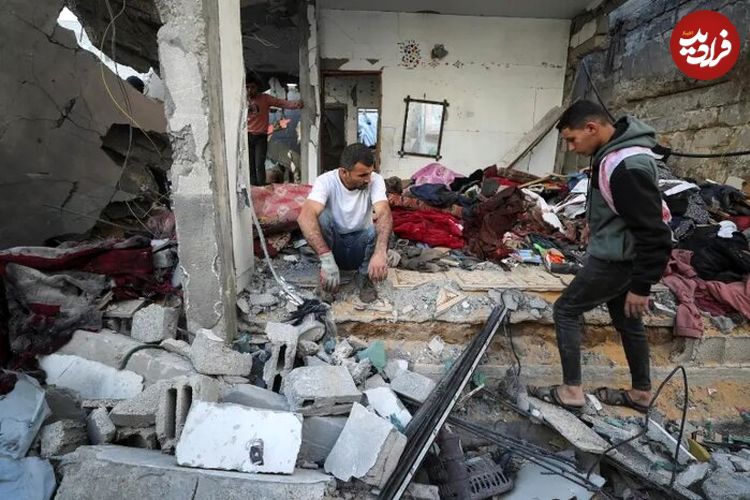 ببینید؛ هنرمند فلسطینی تابلوهایش را شکست تا برای کودکانش غذا درست کند