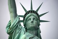 عکس؛ سفر به ایران قدیم؛ تندیس آزادی در روز‌های پایان ساخت