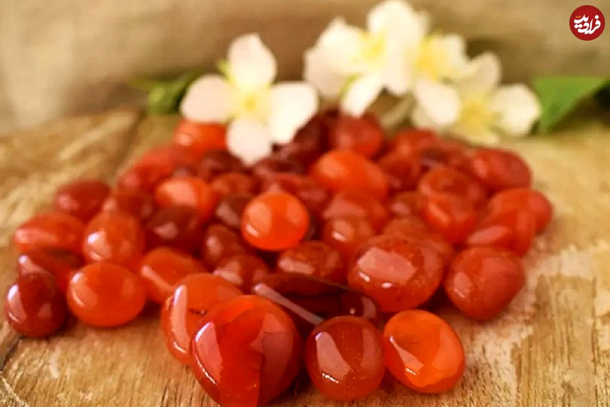 عکس؛ سنگ کارنلین چه ویژگی و کاربردی دارد ؟