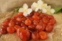 عکس؛ سنگ کارنلین چه ویژگی و کاربردی دارد ؟