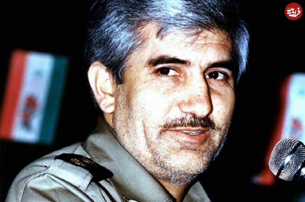 عکس؛ سفر در زمان؛ بازدید «منصور ستاری و رهبر انقلاب» از نیروی هوایی؛ دهه 60