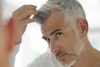 آیا سفید شدن مو یک نشانۀ مثبت است؟