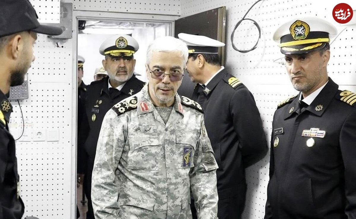 عکس؛ سفر به تاریخ؛ هدیهای که «سرلشکر باقری» به «آیتالله مکارم شیرازی» داد؛ سال 97