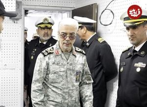 عکس؛ سفر به تاریخ؛ هدیه‌ای که «سرلشکر باقری» به «آیت‌الله مکارم شیرازی» داد؛ سال 97