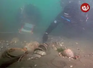 کشتی دوران «چوسان» که ظروف «غذاخوری سلطنتی» را حمل می‌کرد از زیر دریا بیرون آمد